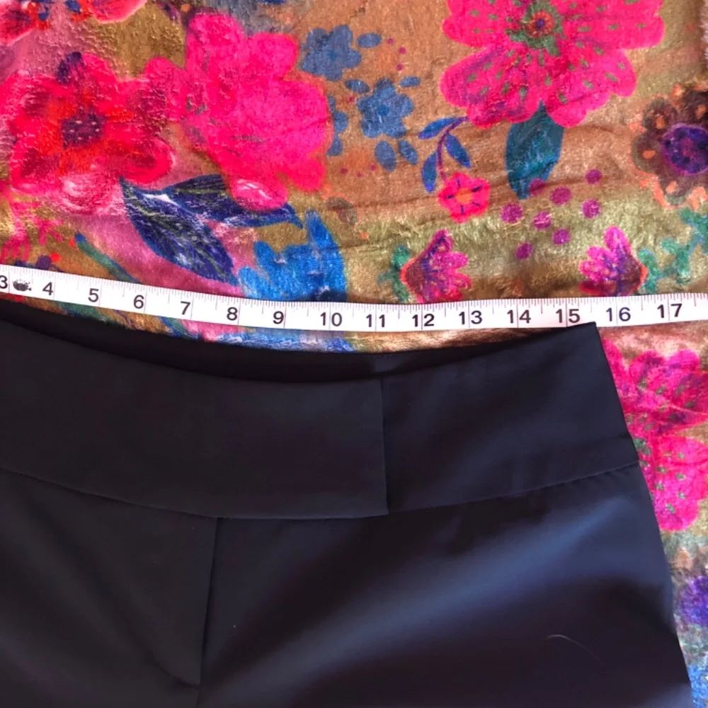 ABS trousers by Allen Schwartz - Picture 4 of 8